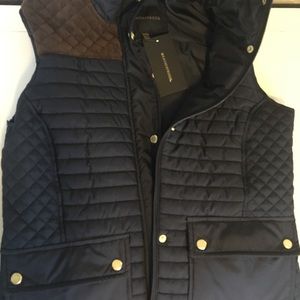 NWT Weatherproof Vest!!